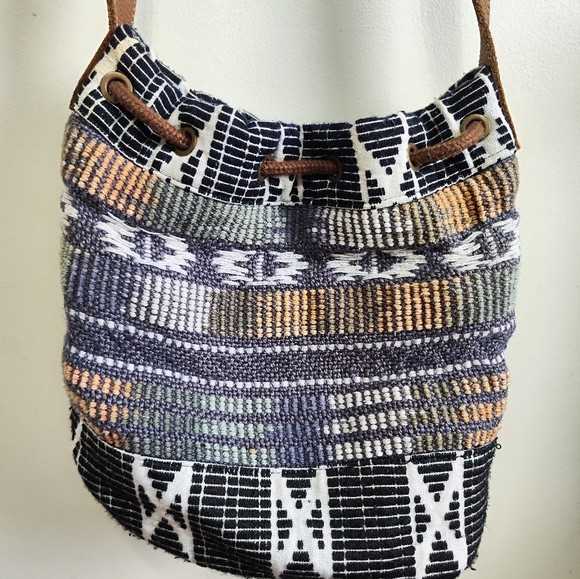 Roots Mini Bucket Bag - Picture 3 of 6